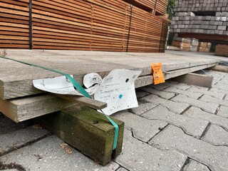 Ca. 10x Guyana Teak Planken Fijnbezaagd, 33x158mm, lengte 275cm